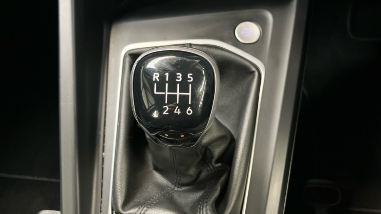 Volkswagen Golf 1.5 TSI 150 Life 5dr Petrol Hatchback